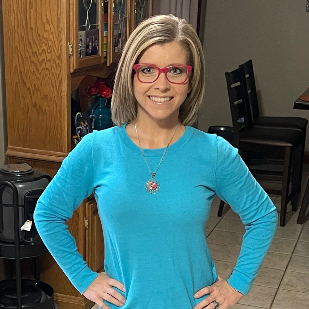 Meet your Posher, Candi